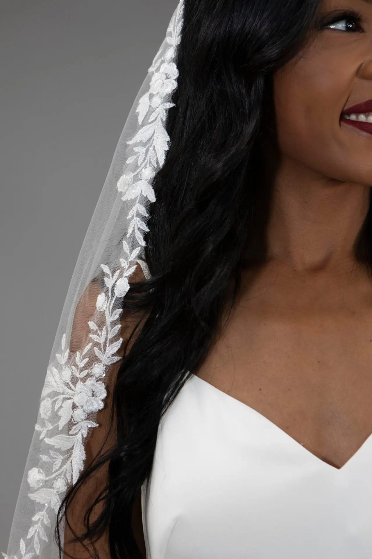 Lace Edge Veil | AVL0093 bridal-brilliance
