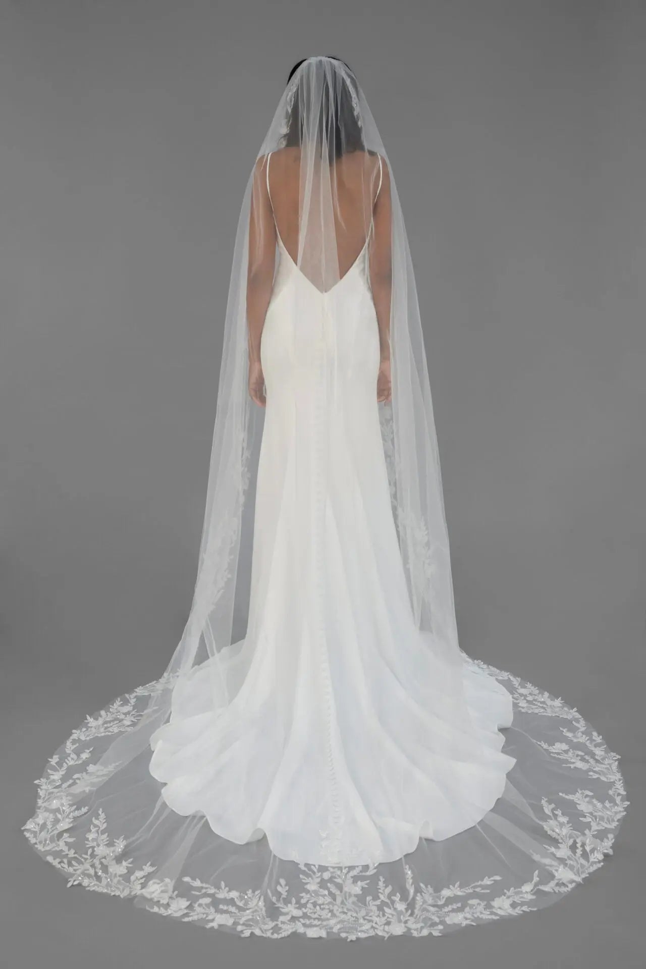 Full Lace Trim Veil | AVL0176 bridal-brilliance