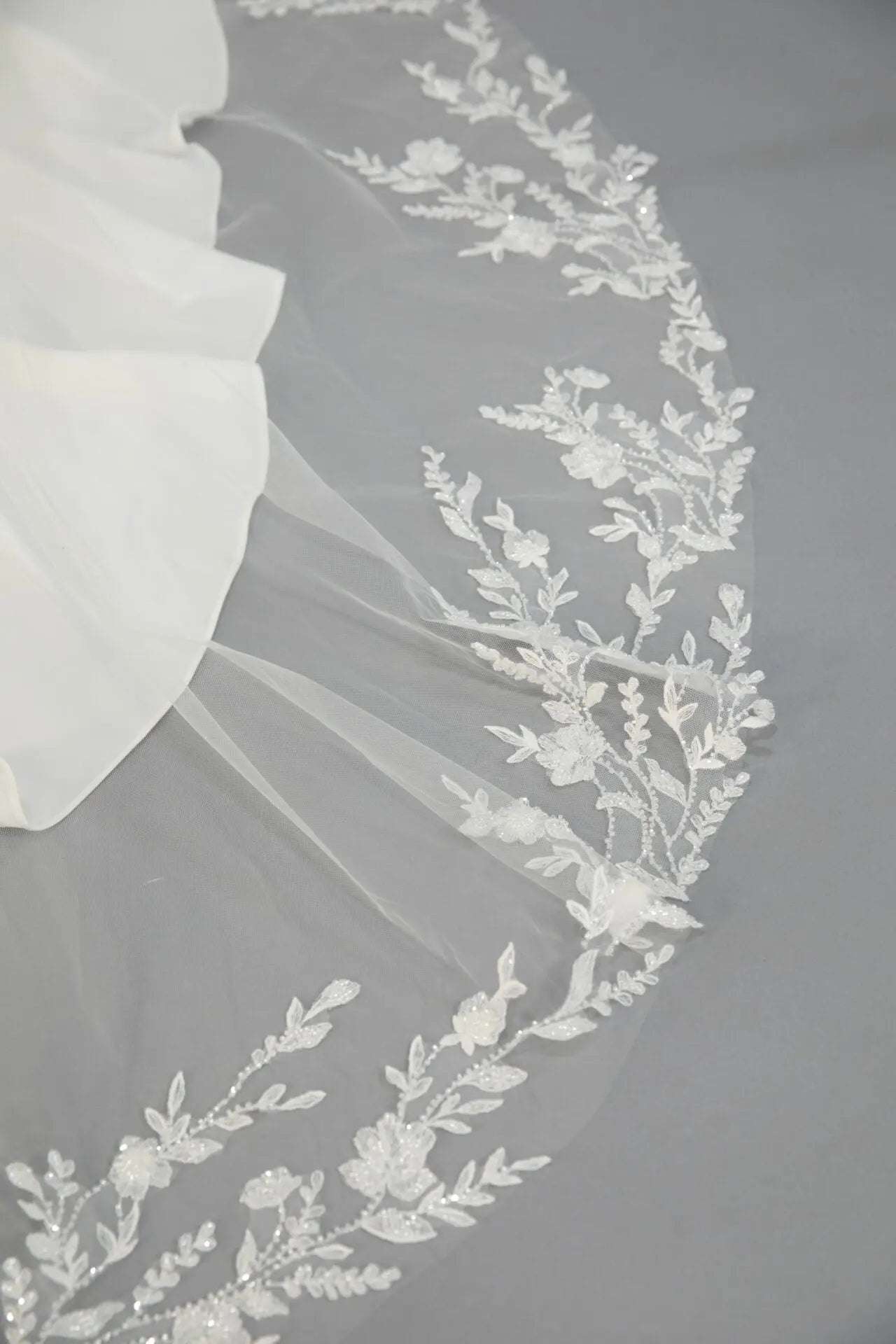Full Lace Trim Veil | AVL0176 bridal-brilliance