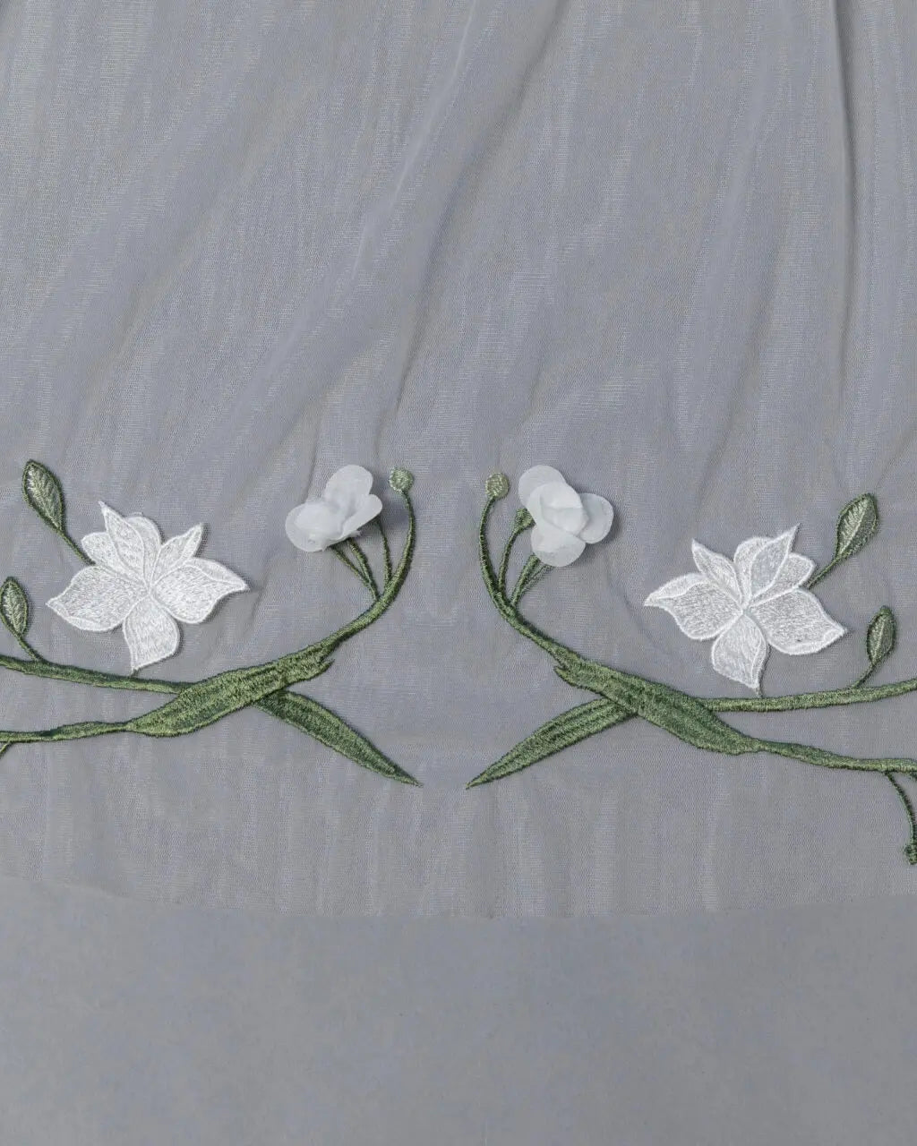 Embroidered Flower Veil | AVL0189 bridal-brilliance