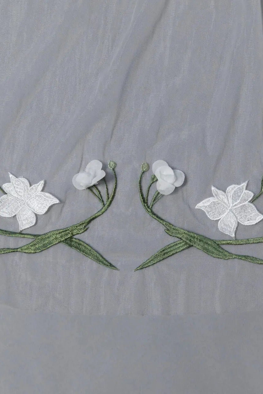 Embroidered Flower Veil | AVL0189 bridal-brilliance