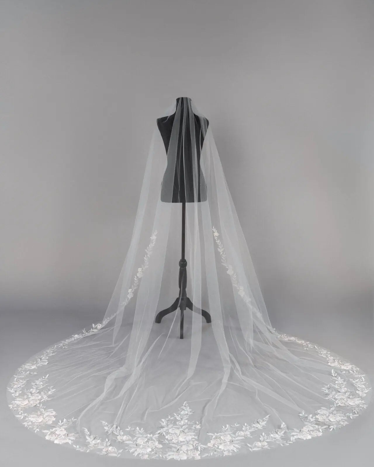 Pastel Flower Veil | AVL0218 bridal-brilliance