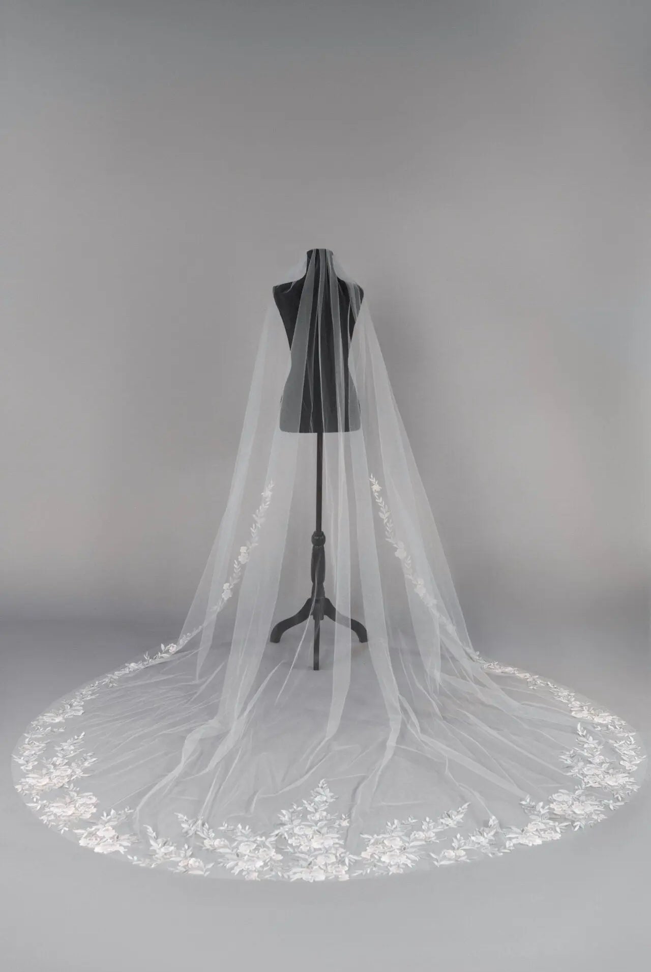 Pastel Flower Veil | AVL0218 bridal-brilliance