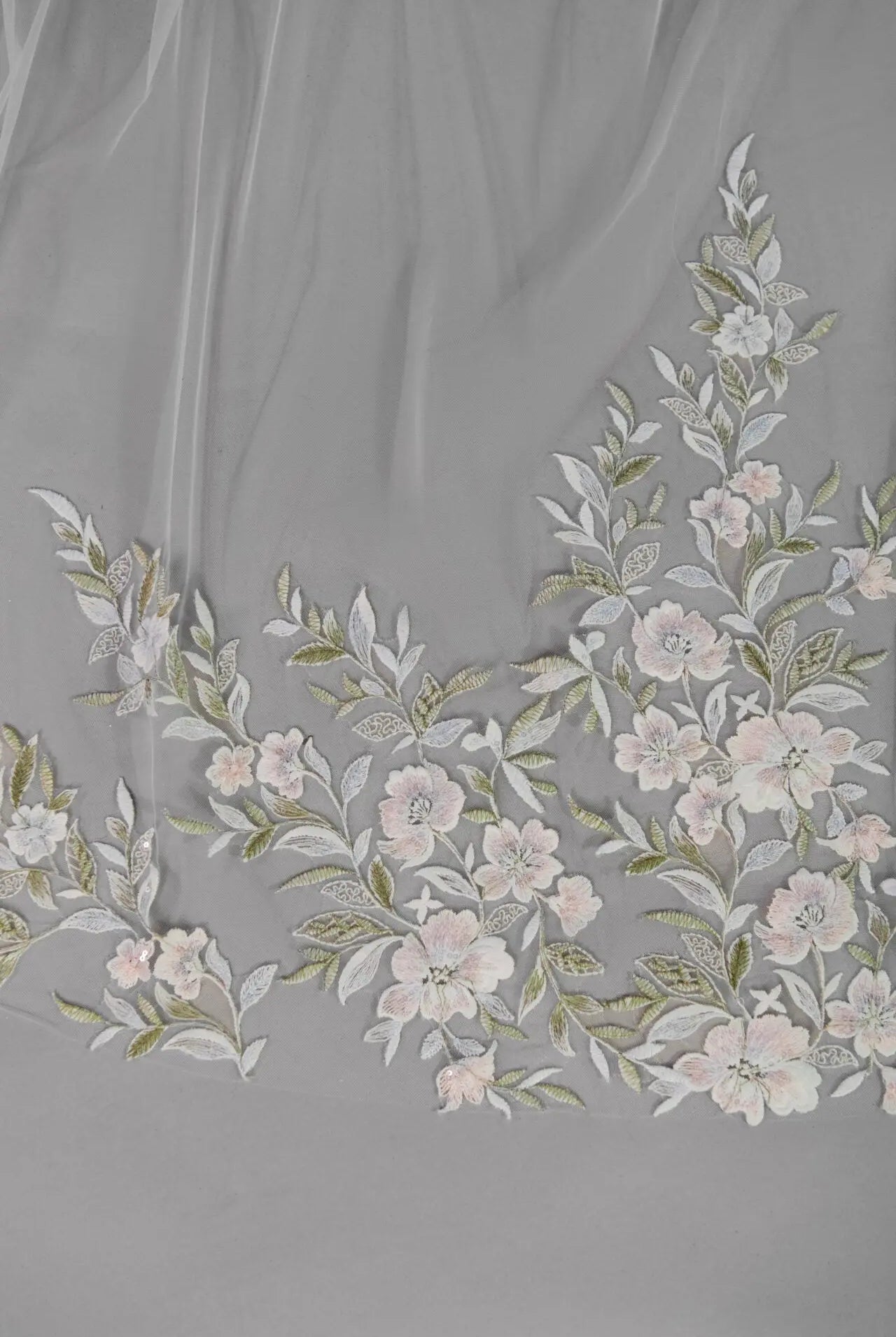 Pastel Flower Veil | AVL0218 bridal-brilliance