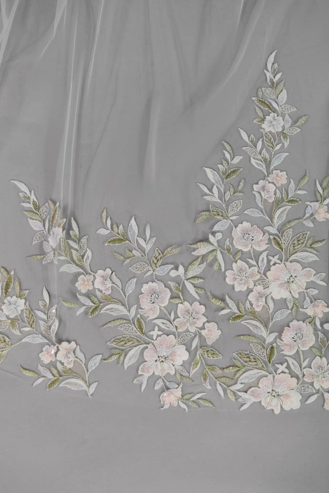 Pastel Flower Veil | AVL0218 bridal-brilliance