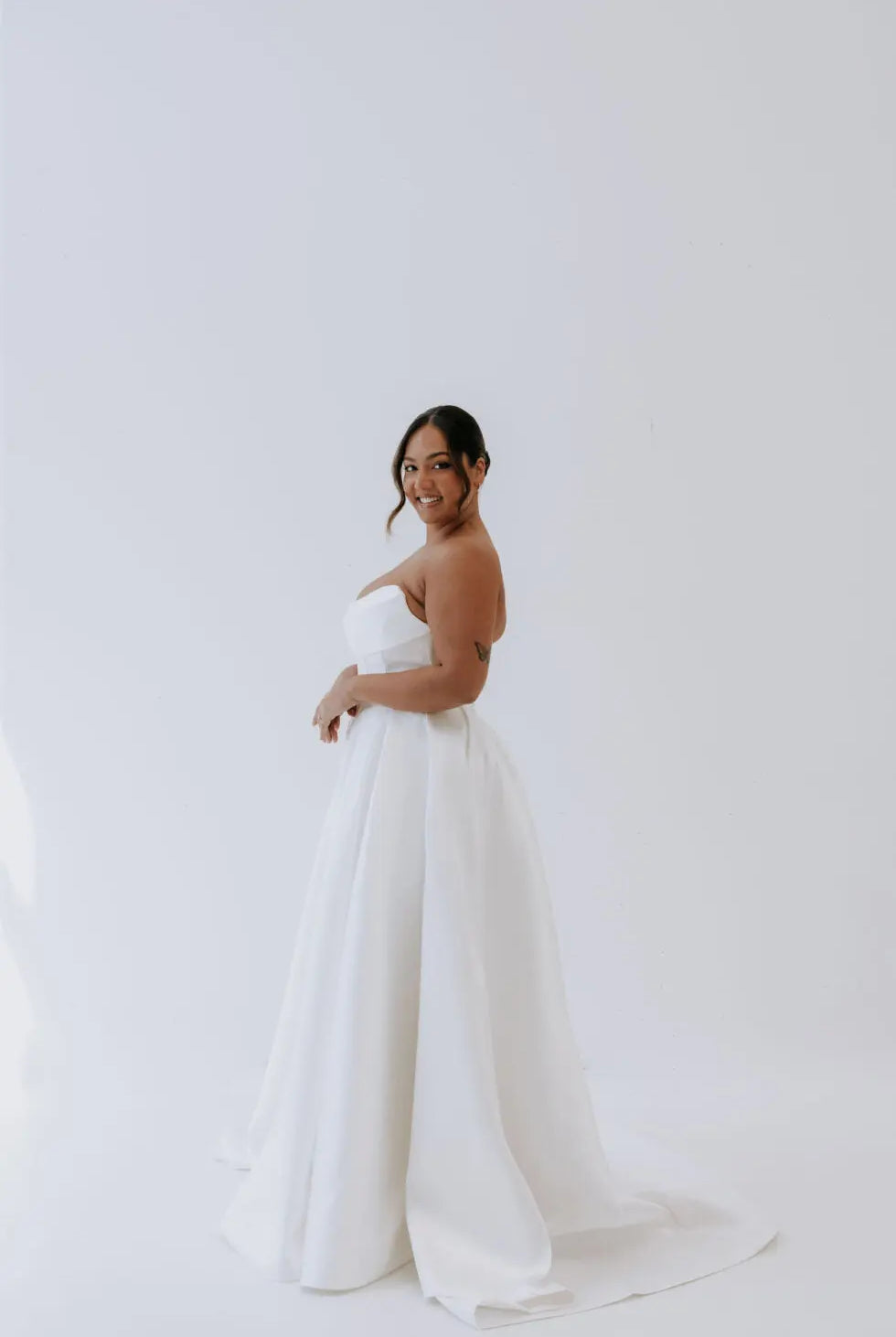 ABBEY | Kellylin Couture Kellylin Couture