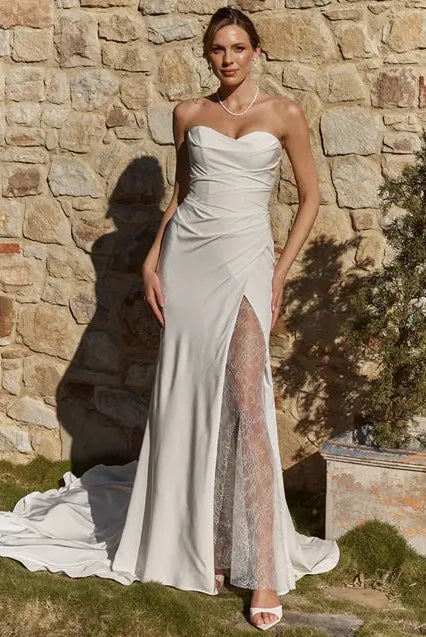 Amira Tania Olsen Wedding Dress Strapless