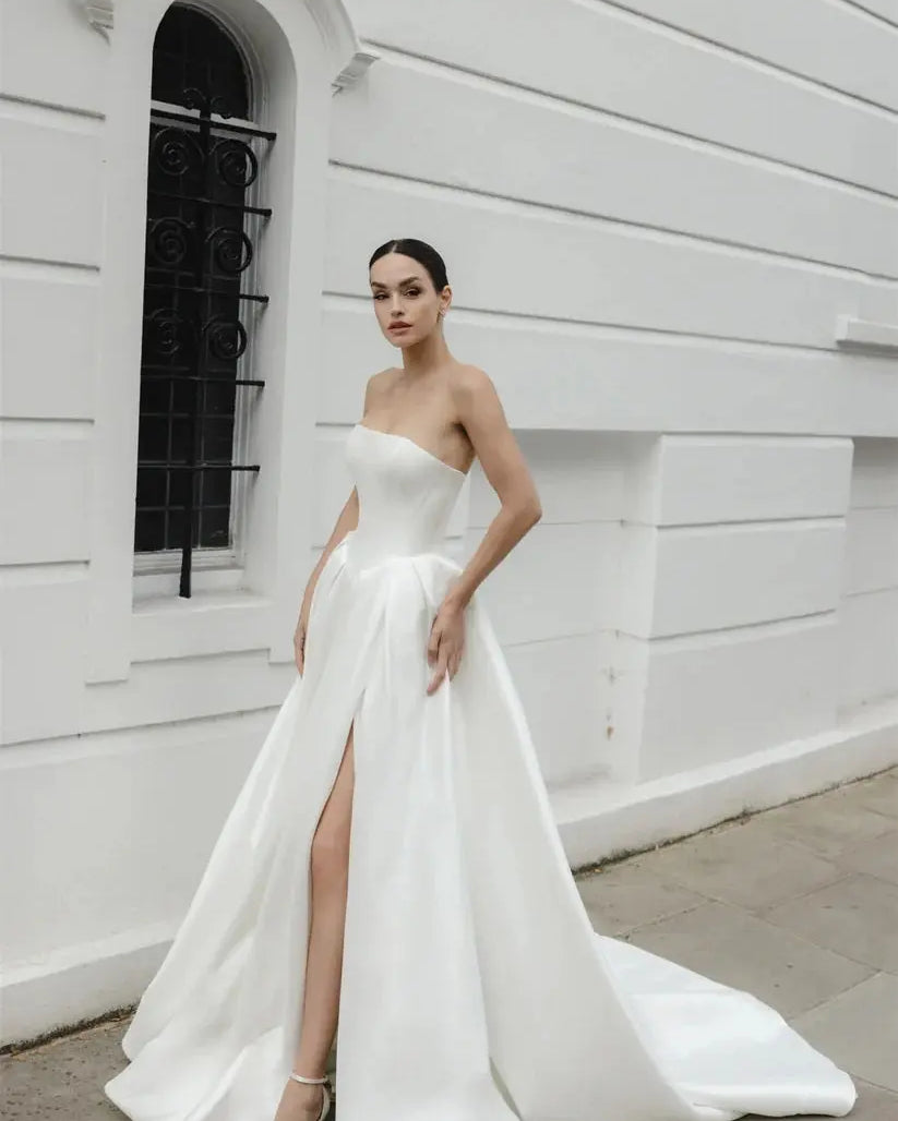 ANTIGONI | Jessica Couture Jessica Couture