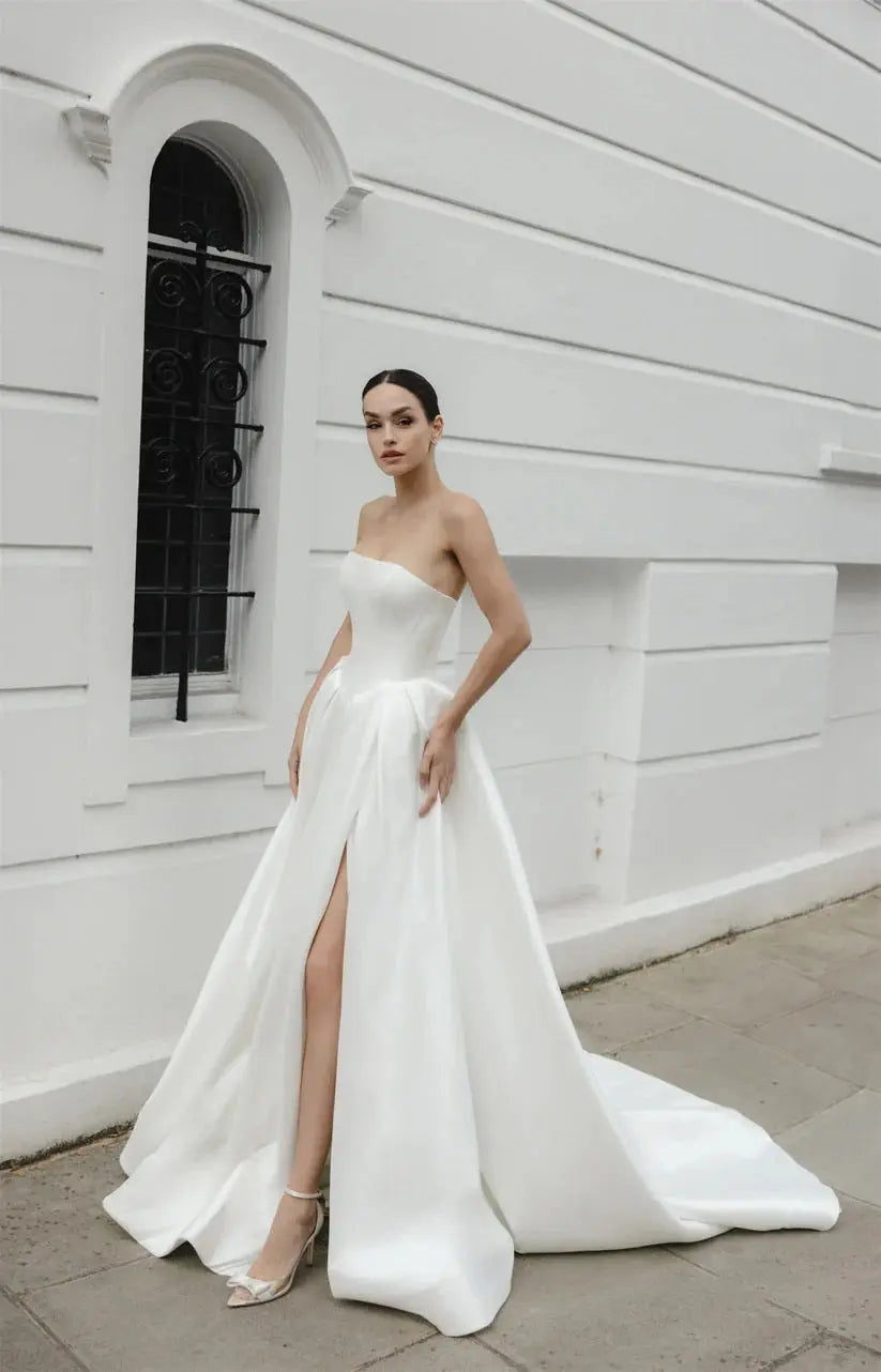 ANTIGONI | Jessica Couture Jessica Couture