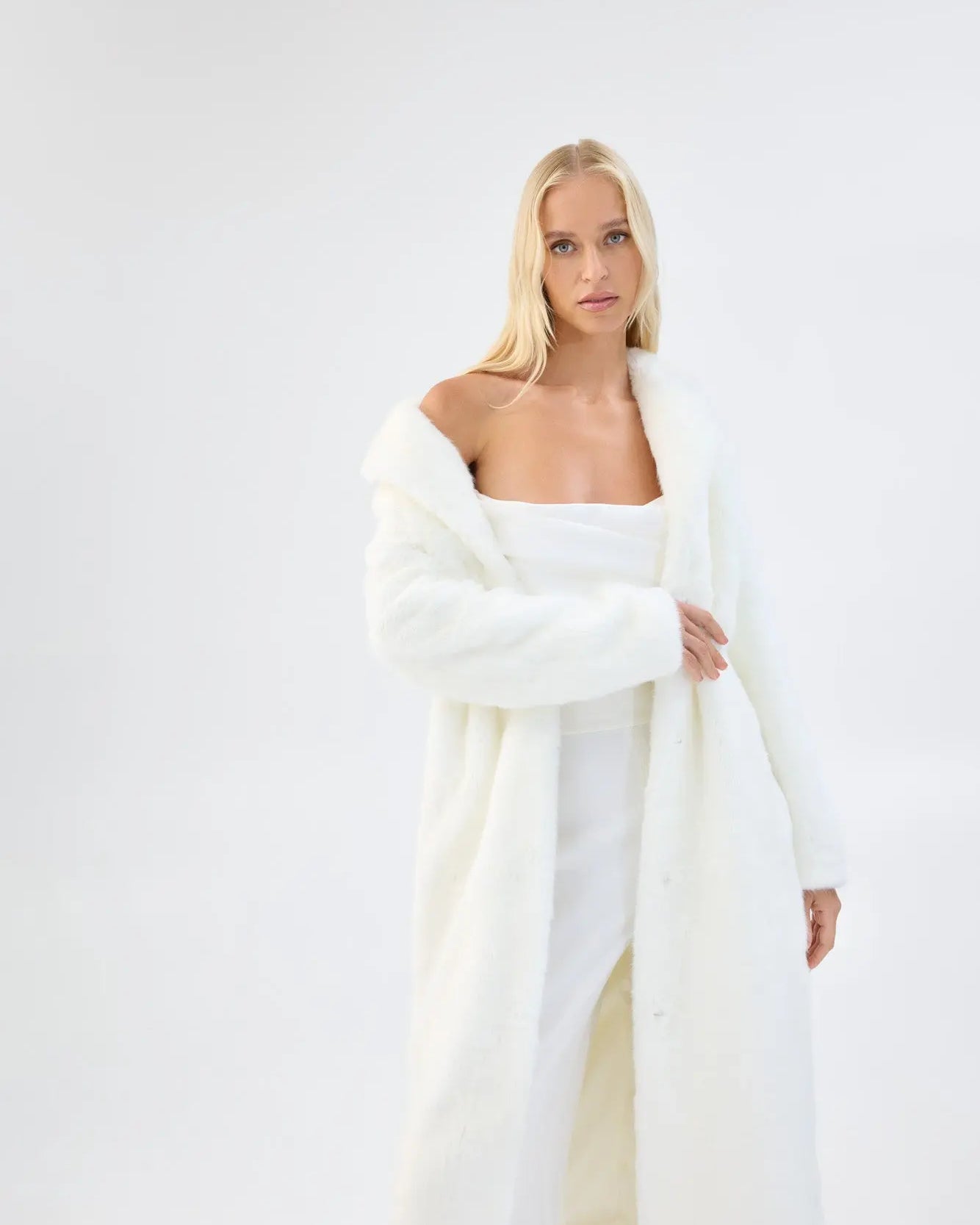 Dove Coat | Unreal Fur Unreal Fur