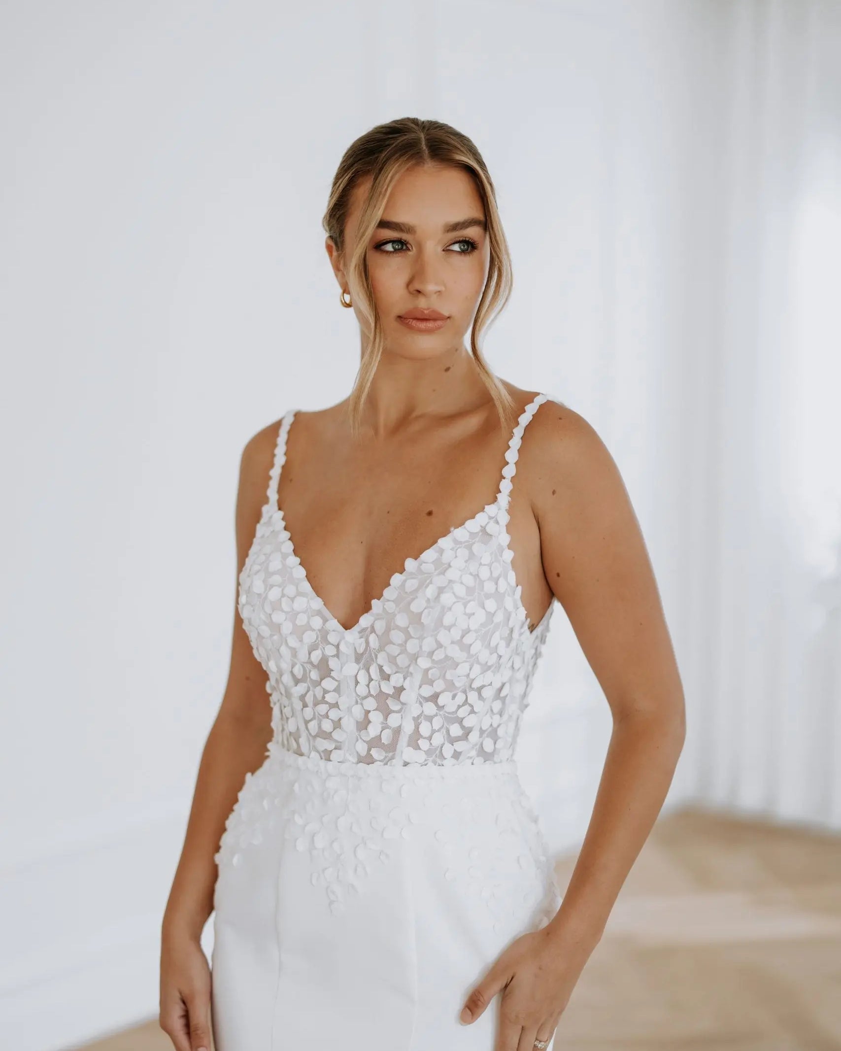 CHLOE V-neck | Kellylin Couture Kellylin Couture