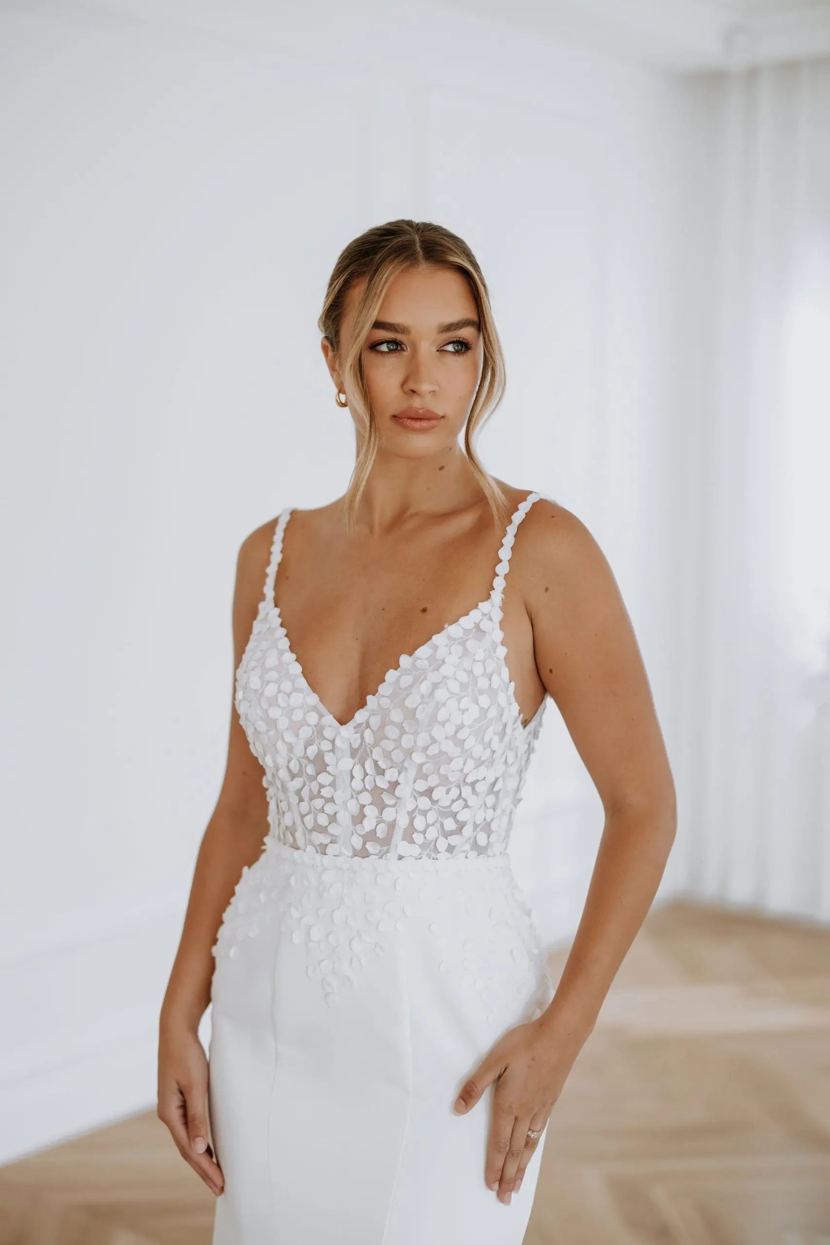 CHLOE V-neck | Kellylin Couture Kellylin Couture