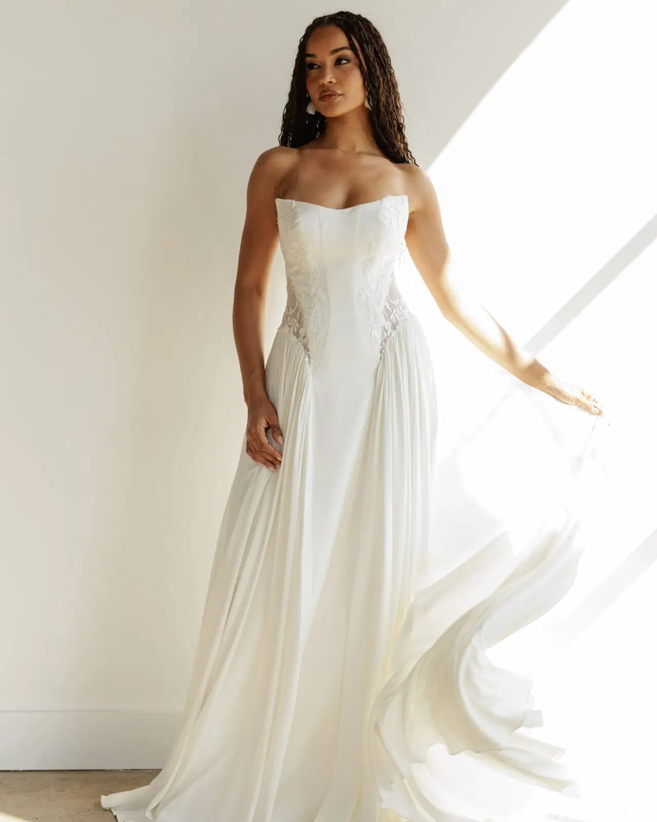 ROMIN | All Who Wander bridal-brilliance