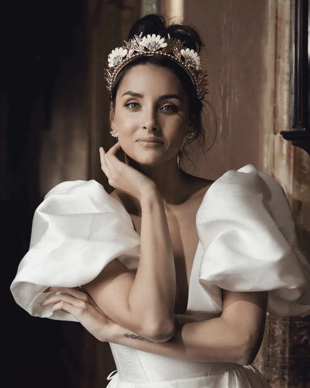 Delilah Gold Crown bridal-brilliance