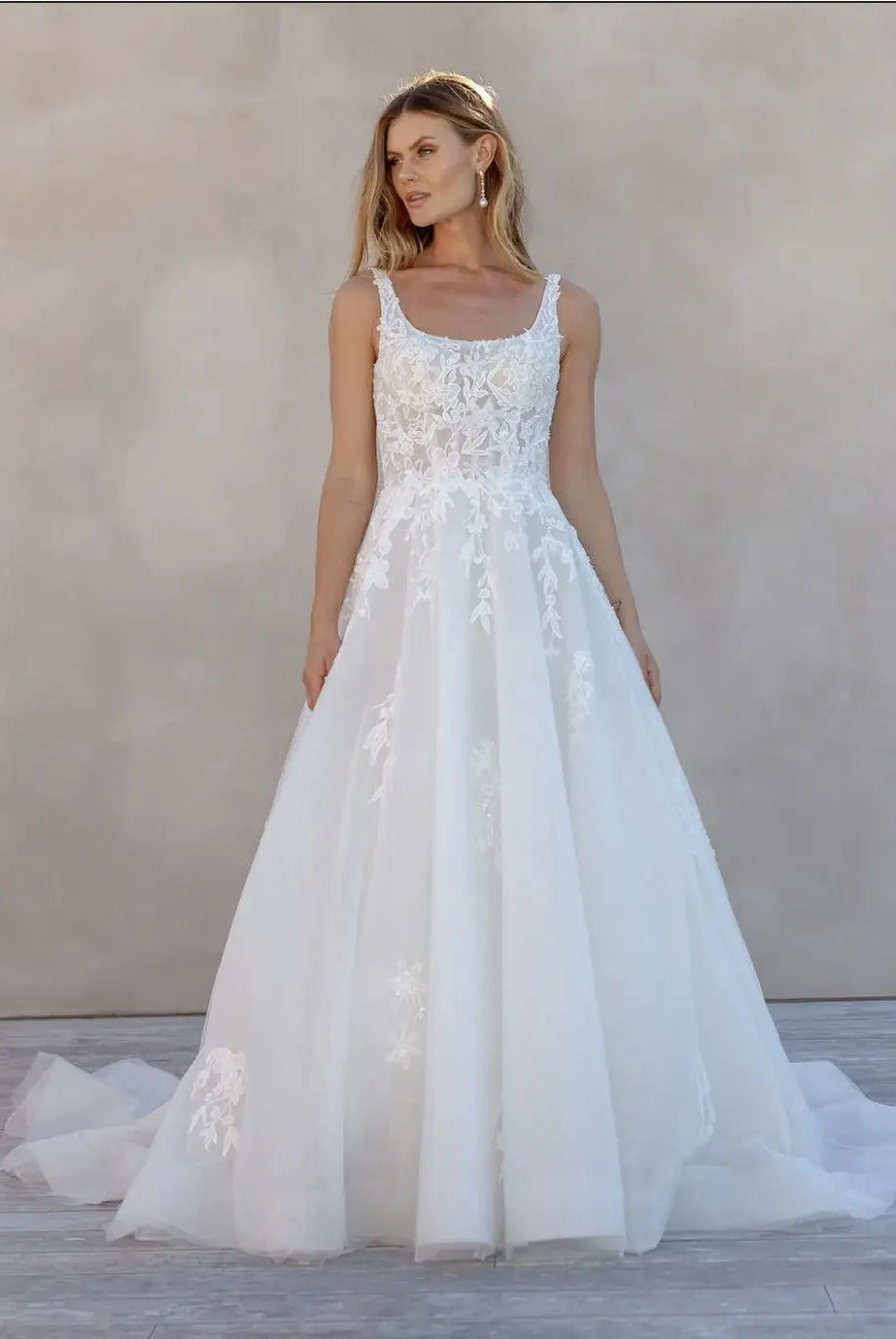 NINA | Tania Olsen Tania Olsen