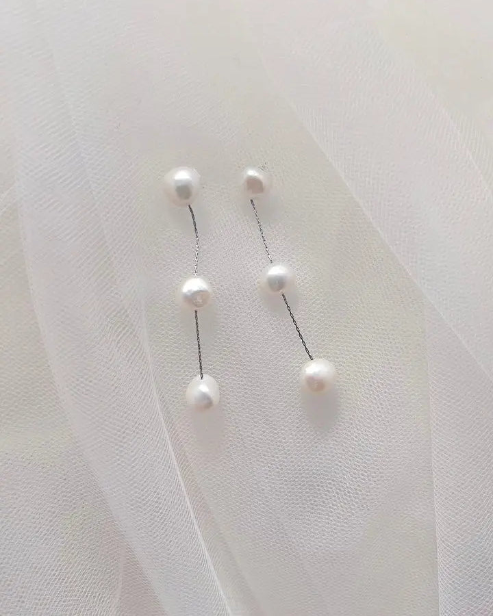 Bella Earring