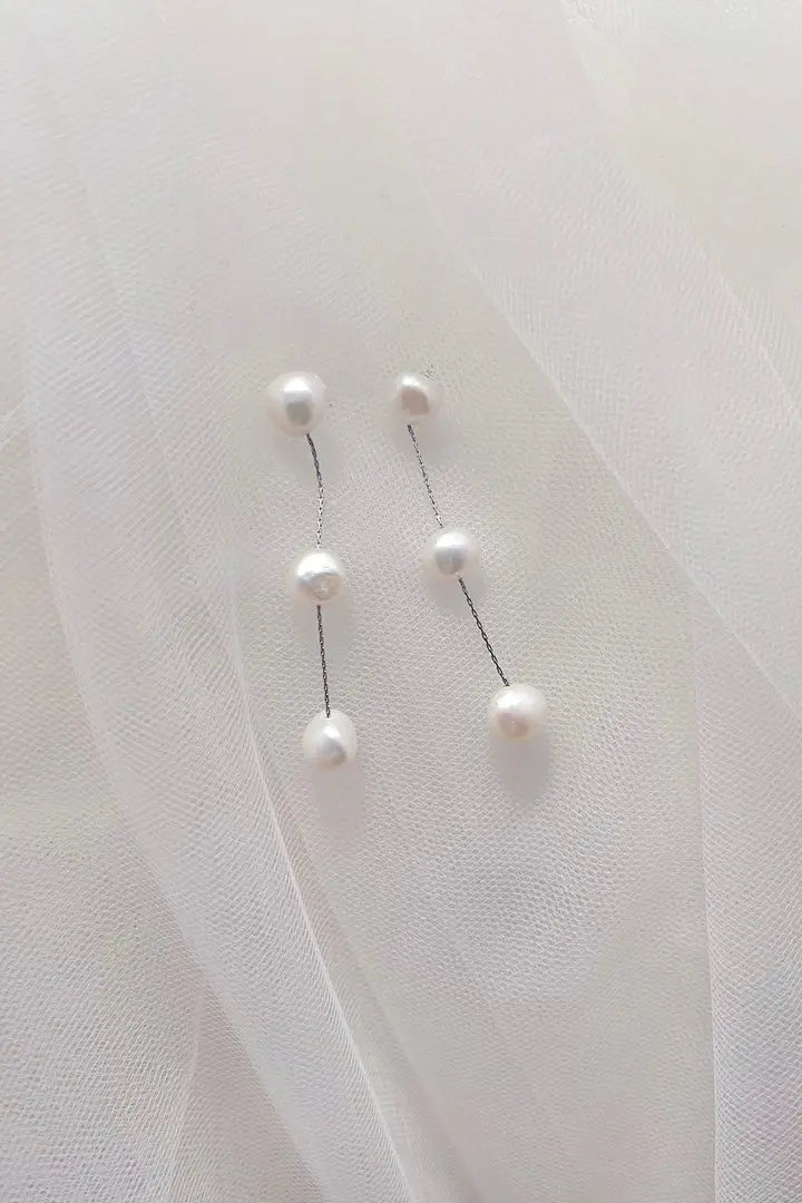 Bella Earring