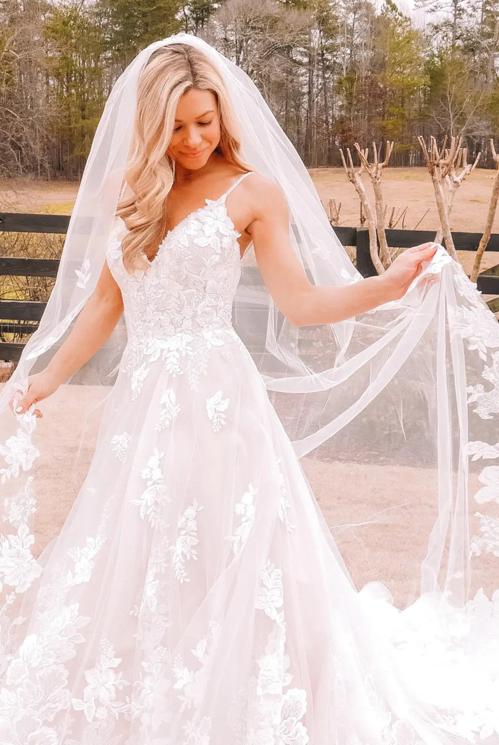 Stella York Flower Lace edge Veil - Bridal Brilliance