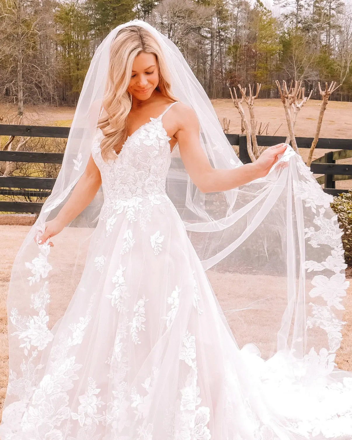 Stella York Flower Lace edge Veil - Bridal Brilliance