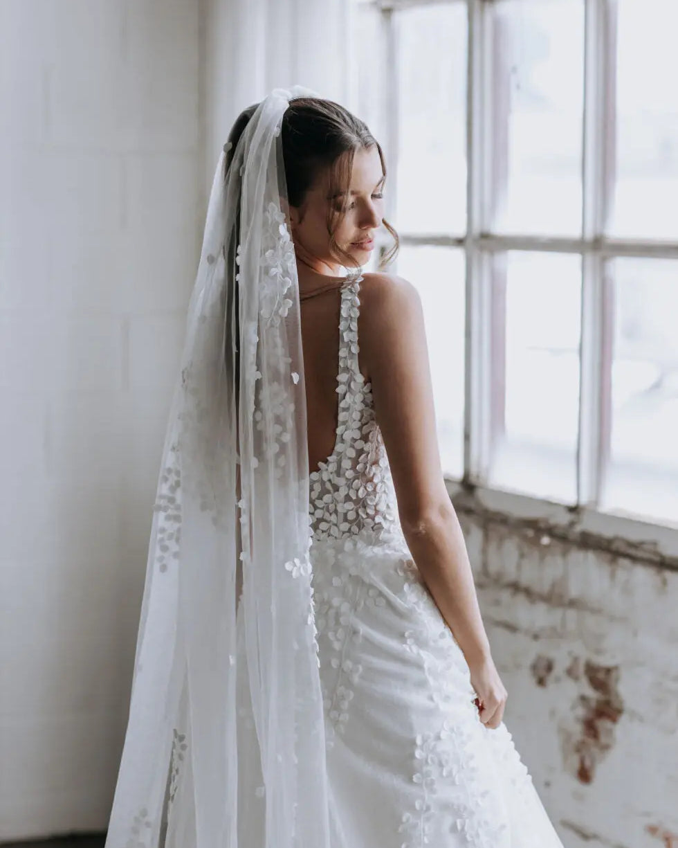 Chloe Veil