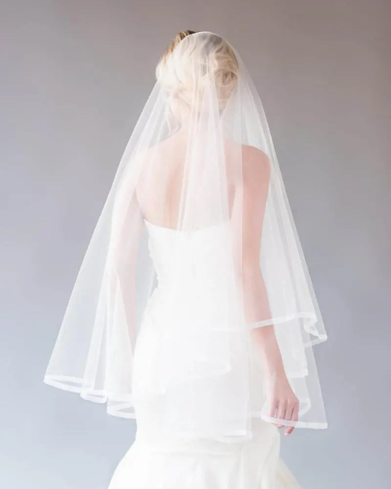 Fingertip | Satin Edge C7-362-3R - Bridal Brilliance