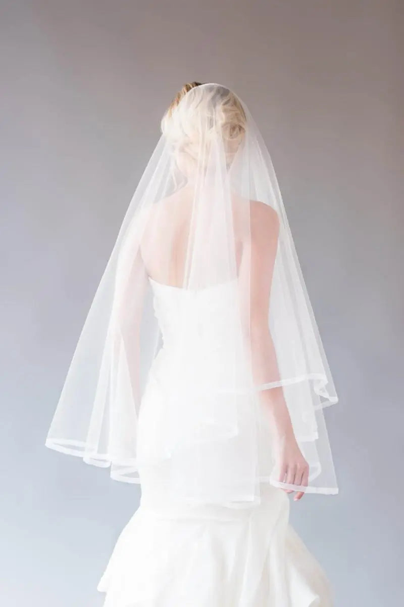 Fingertip | Satin Edge C7-362-3R - Bridal Brilliance