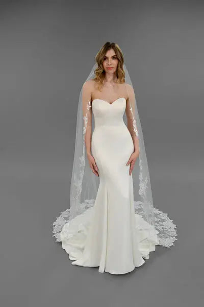 Cathedral Flower Lace Edge Veil | AVL0056 bridal-brilliance