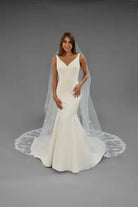 Cathedral Leaf Lace Edge Veil | AVL0061ZZ bridal-brilliance