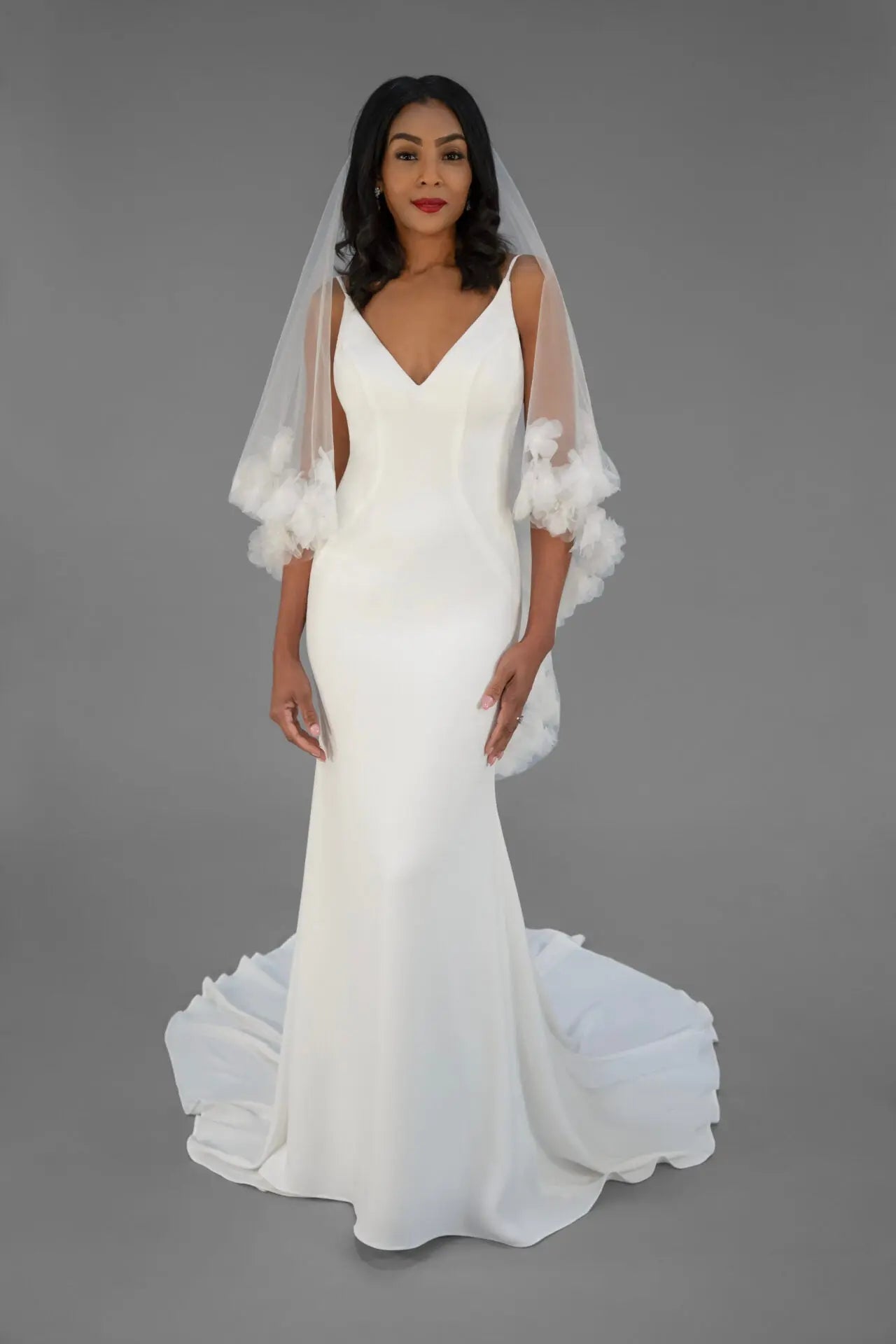 Fingertip Flower Veil | AVL0175 bridal-brilliance