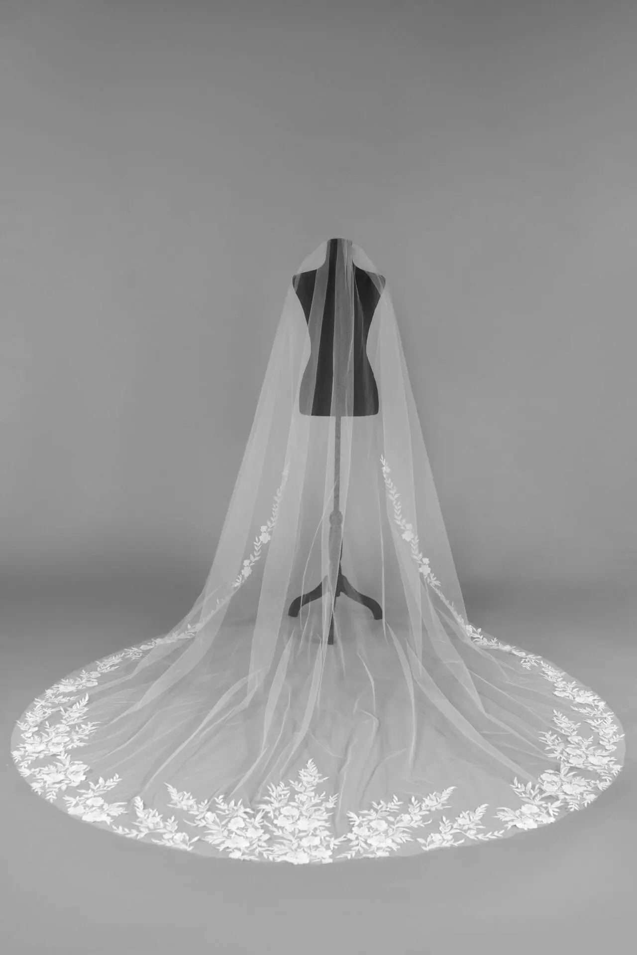 Pastel Flower Veil | AVL0218 bridal-brilliance
