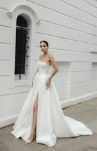 ANTIGONI | Jessica Couture Jessica Couture