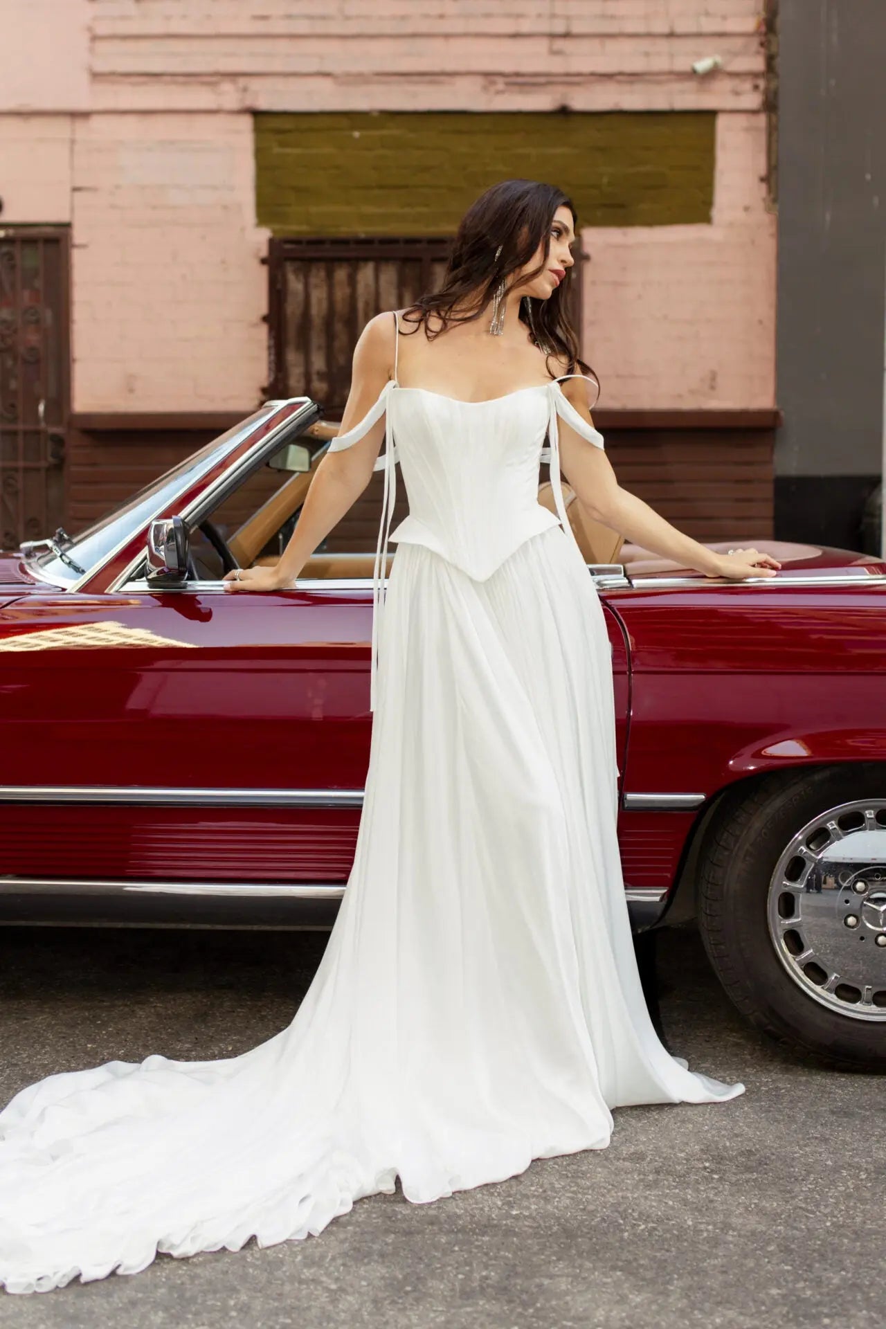 DILARA | All Who Wander bridal-brilliance