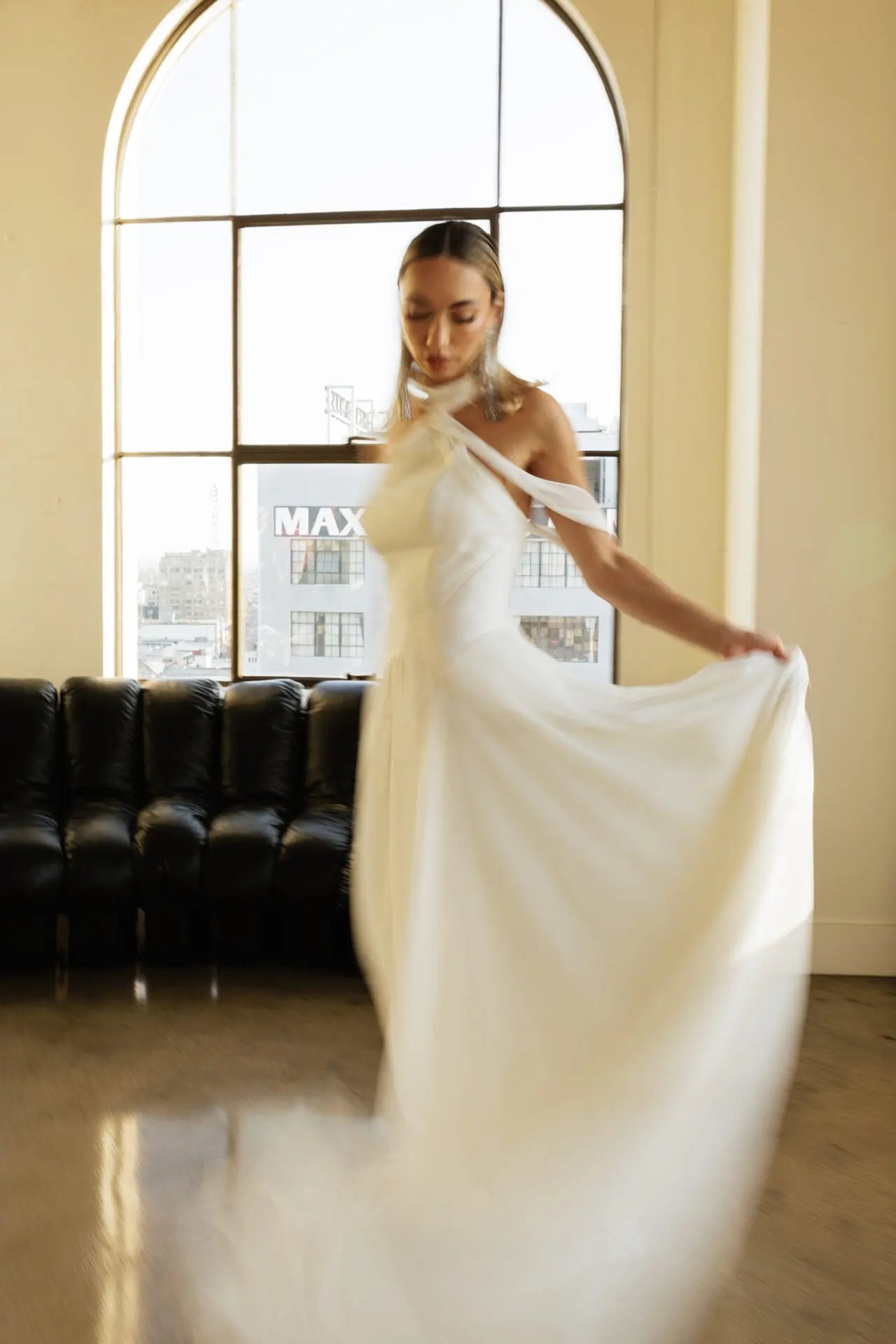 FALON | All Who Wander bridal-brilliance