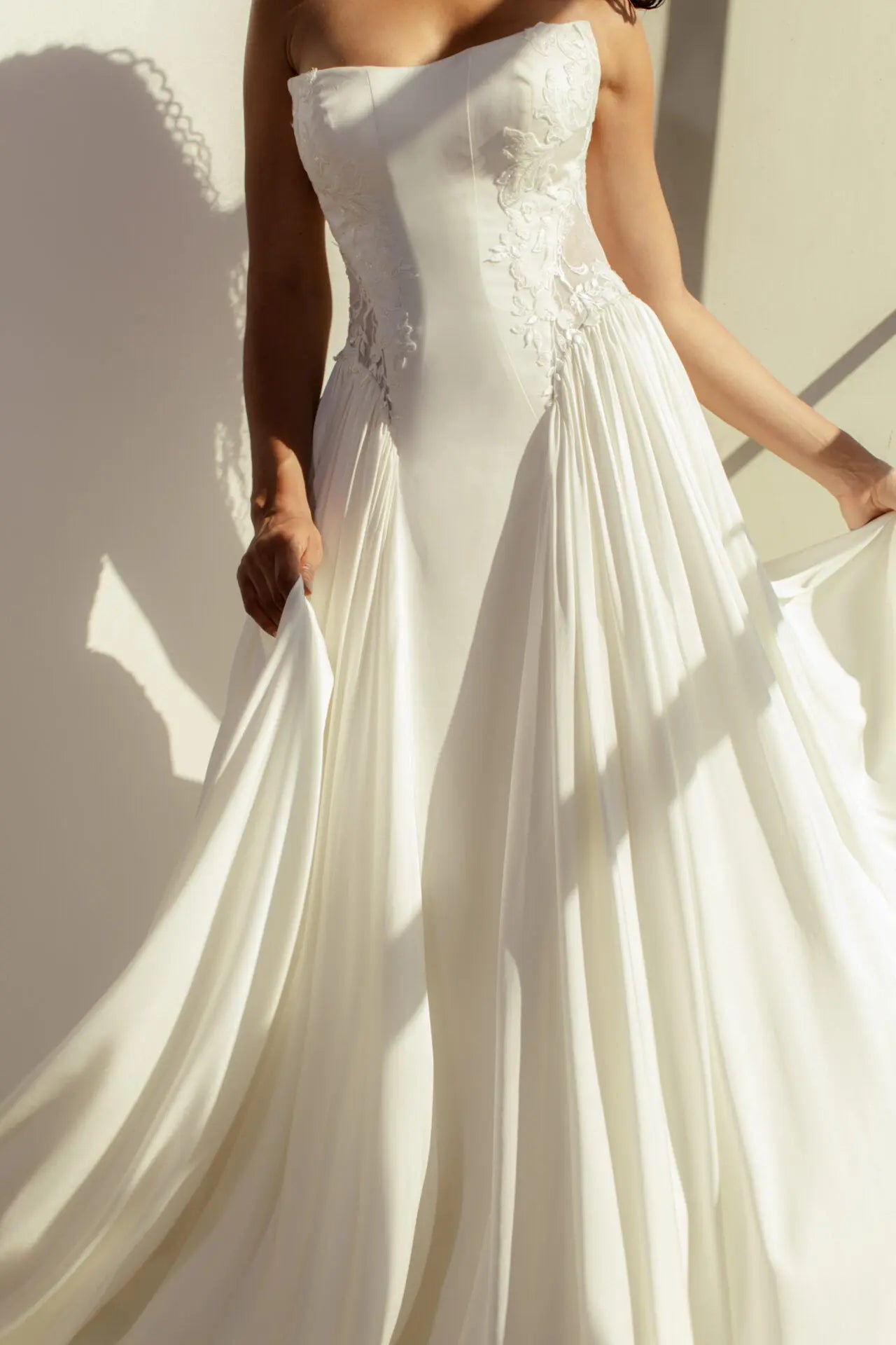 ROMIN | All Who Wander bridal-brilliance