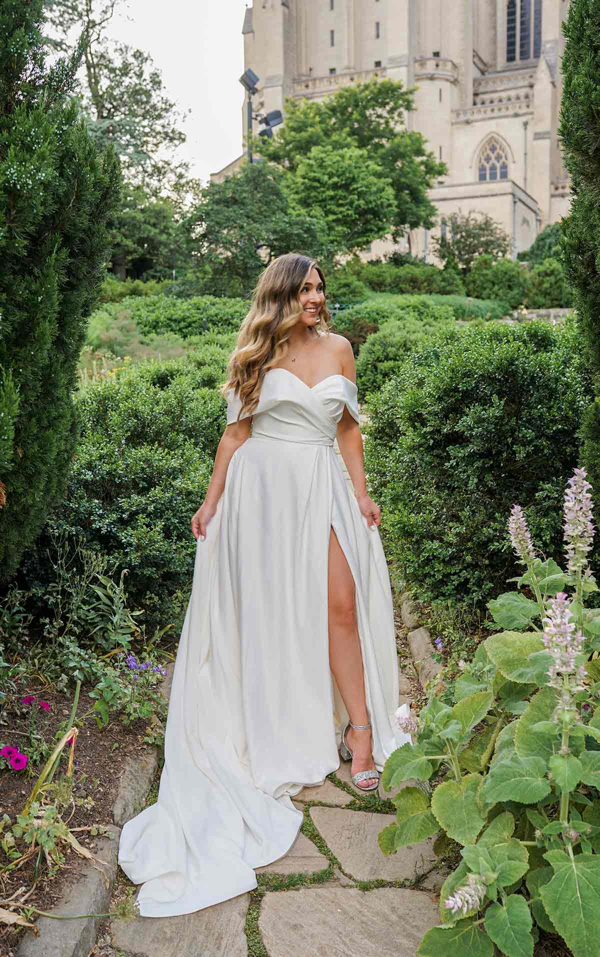 7644+ | Stella York - Bridal Brilliance