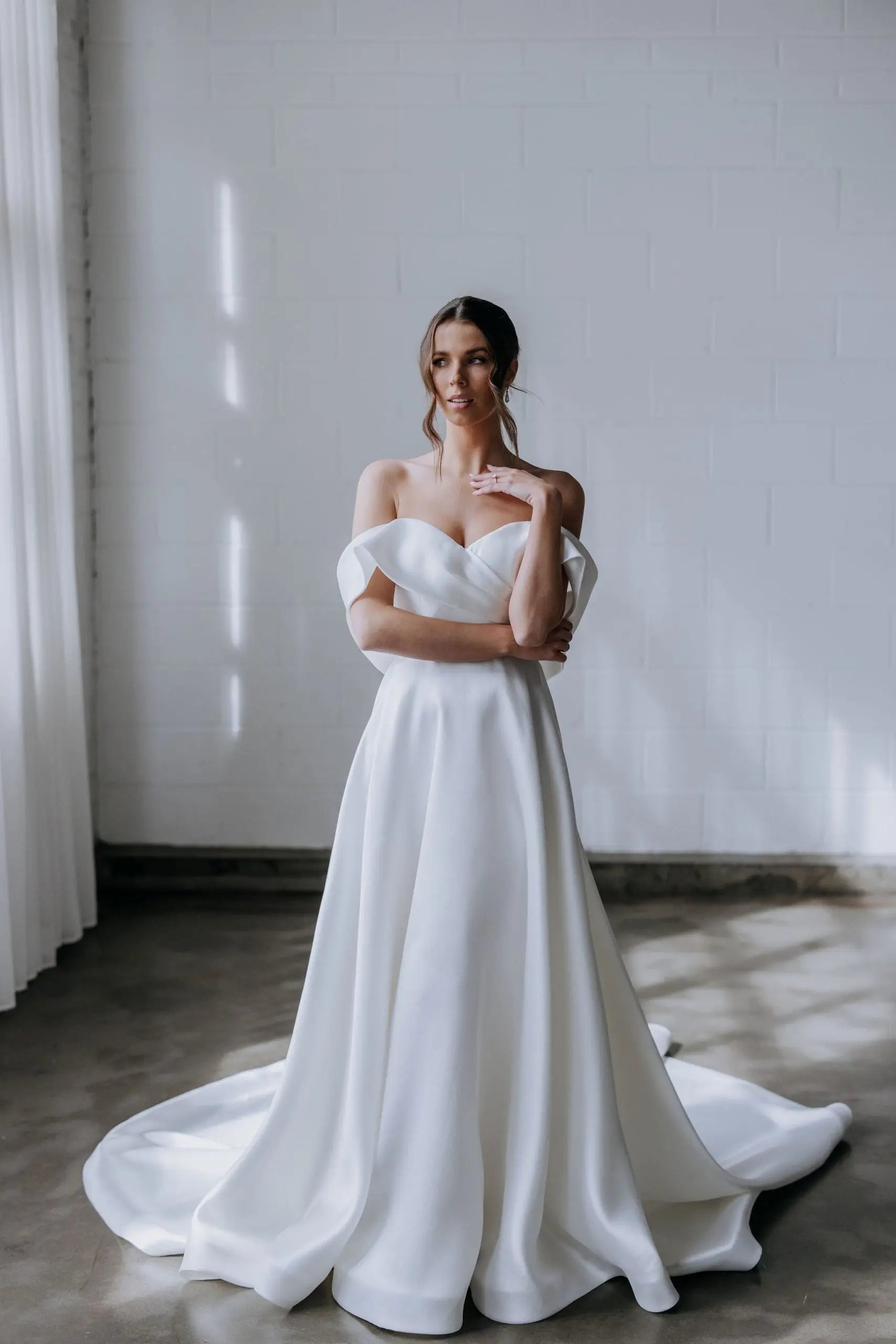 ELIZABETH | Kellylin Couture - Bridal Brilliance
