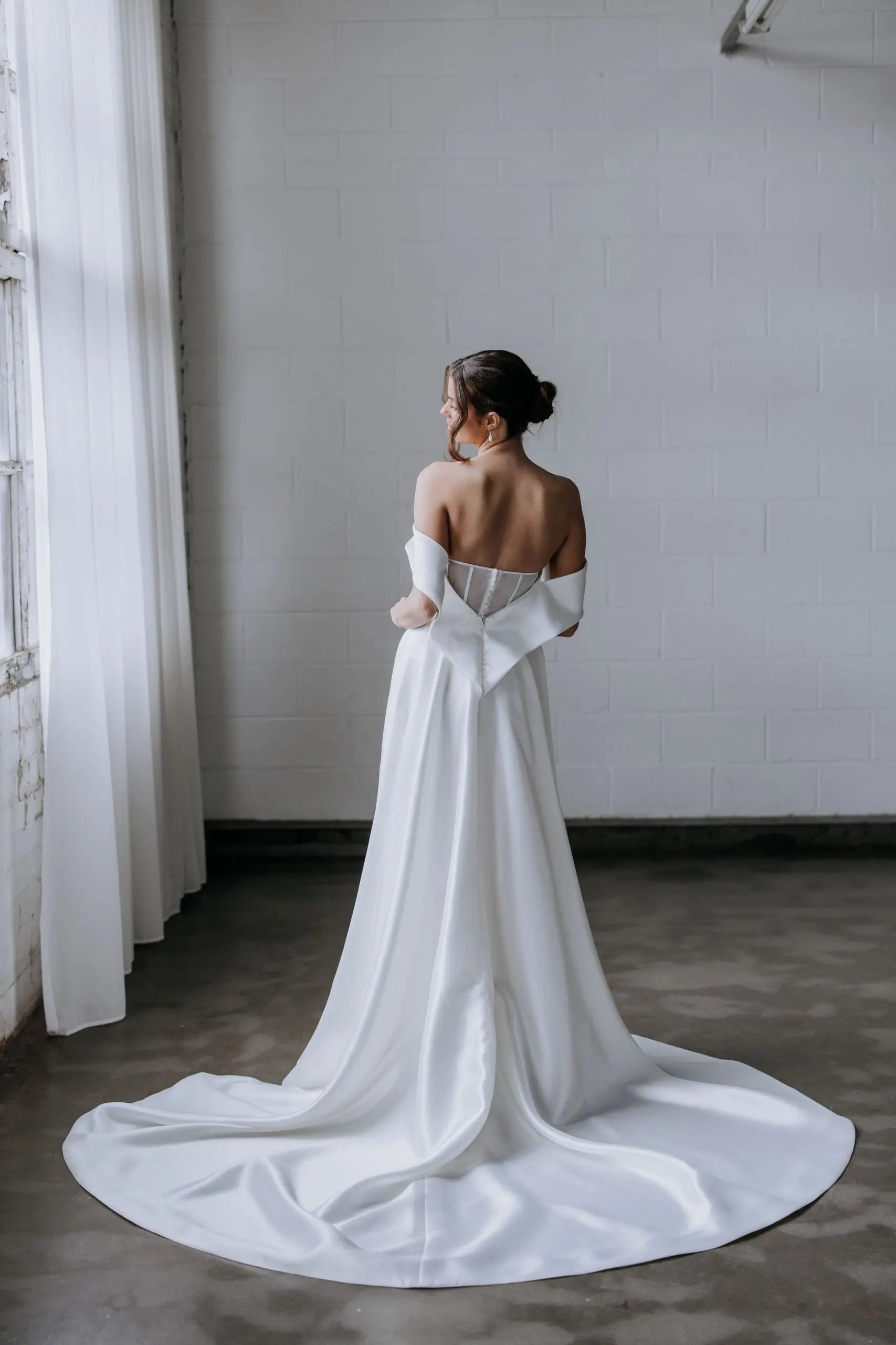 ELIZABETH | Kellylin Couture - Bridal Brilliance